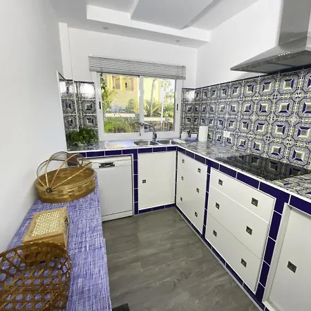 Delightful House Near The Sea Ferienhaus